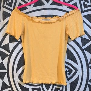 Off-the-shoulder Yellow Shirt